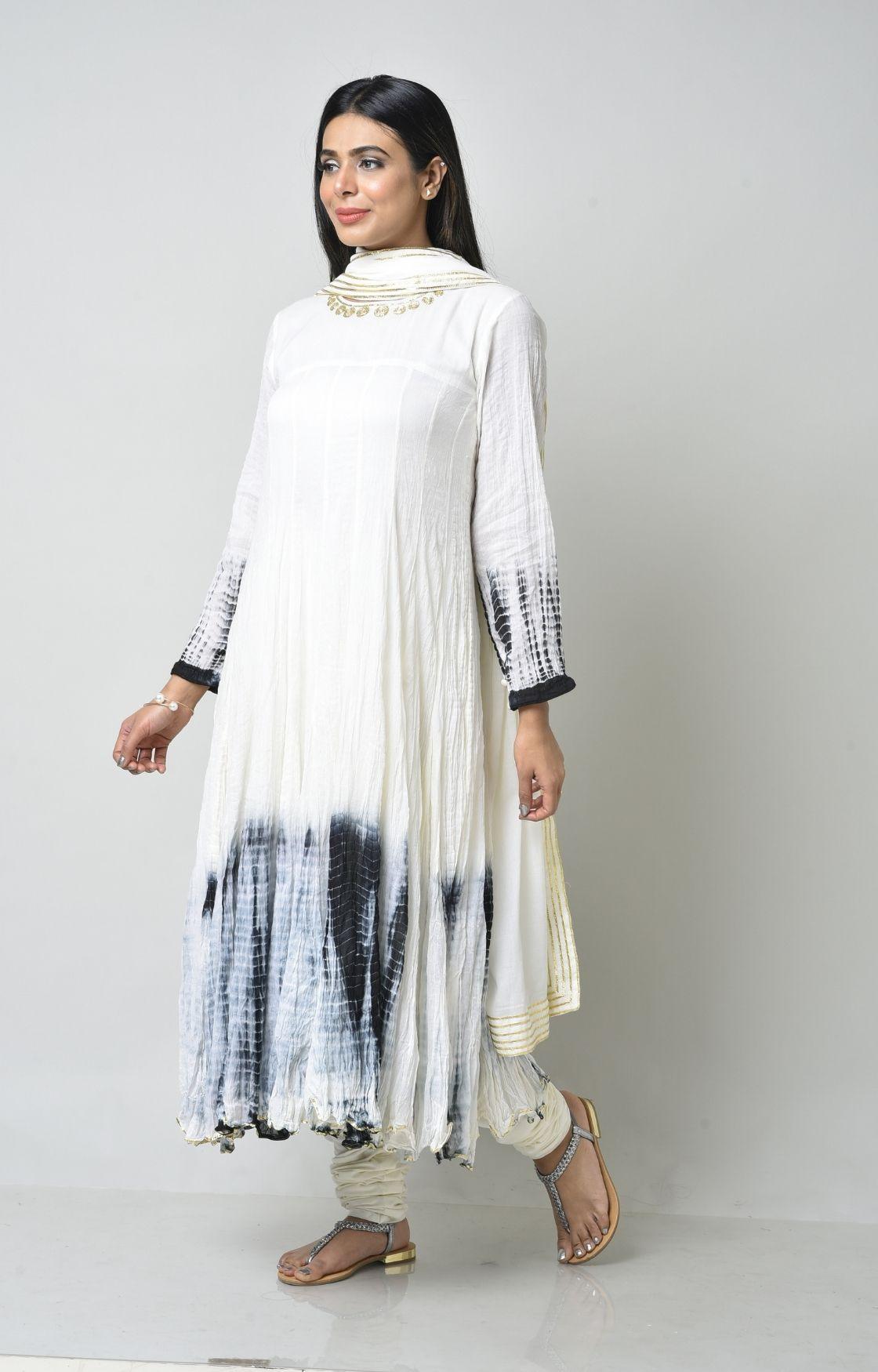 White Black Tie Dye Crinkled Kurta Set