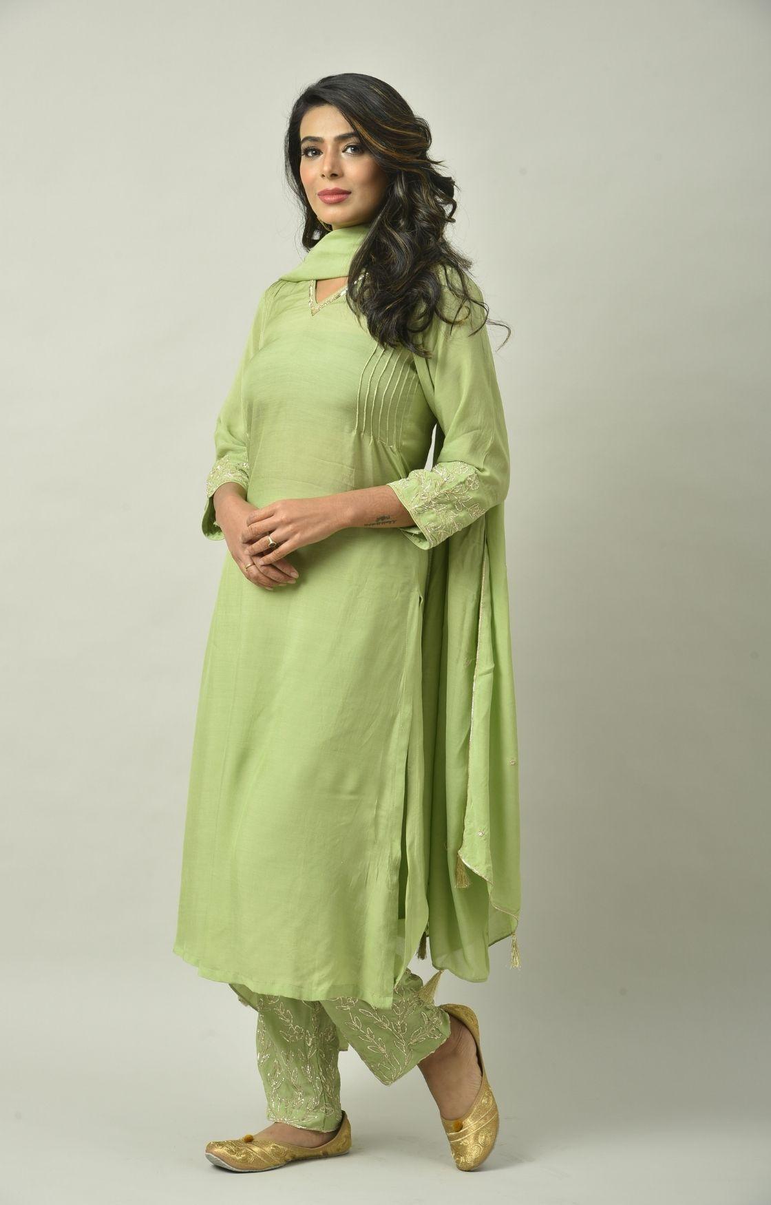 Green Naksi Hand Embroidery Kurta Set
