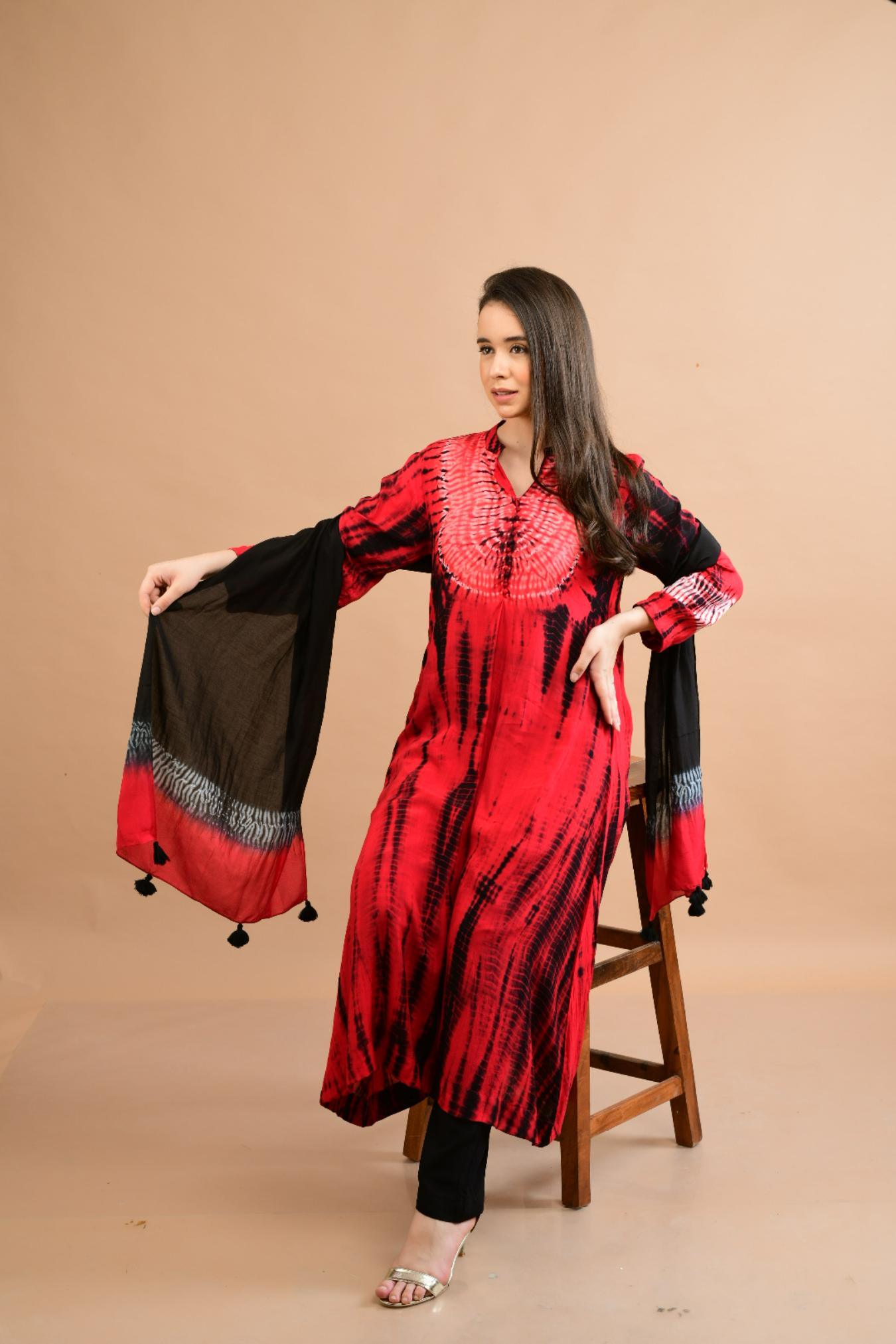 RED BLACK SHIBORI YOKE AND TIE DYE KURTA SET OF 3