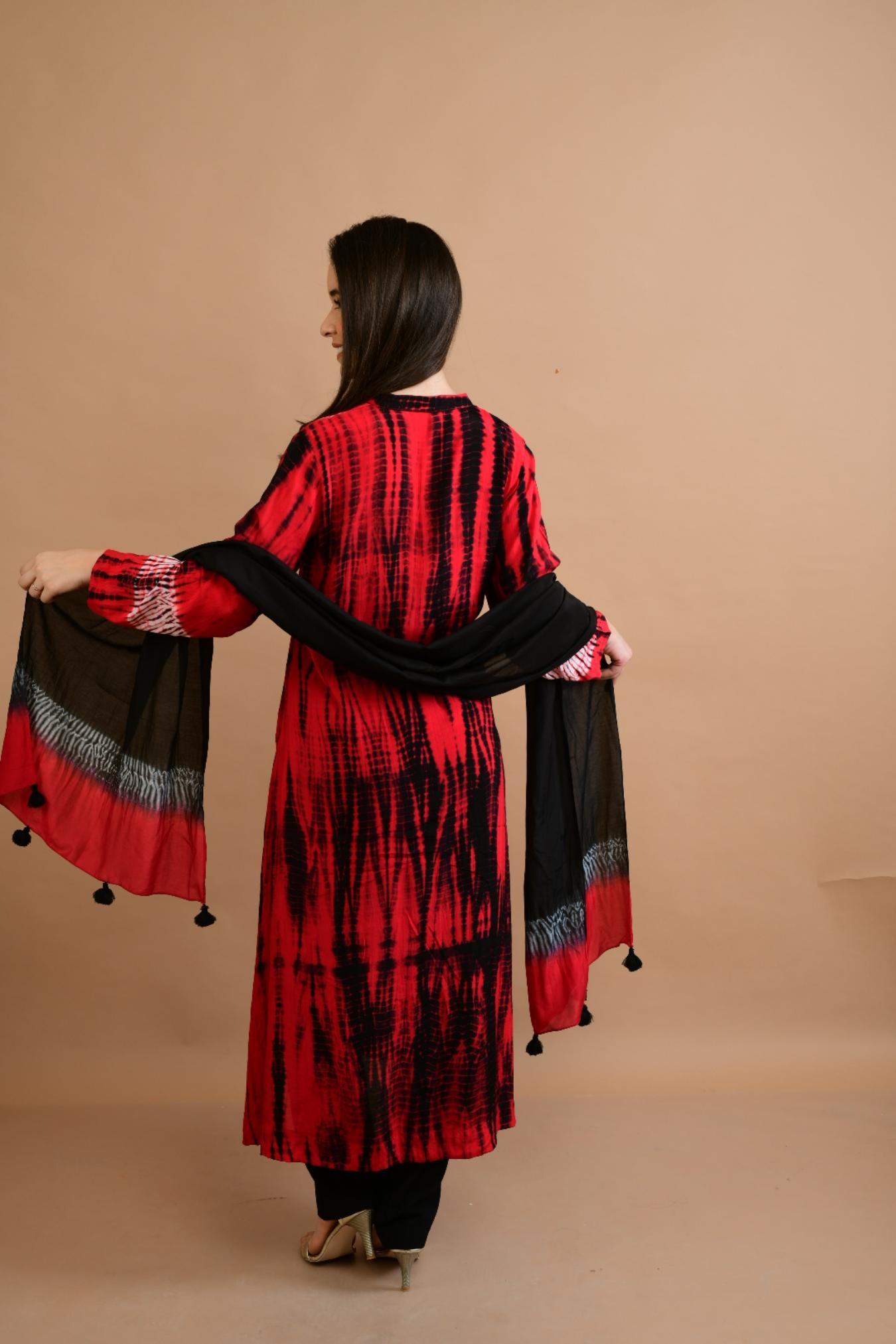 RED BLACK SHIBORI YOKE AND TIE DYE KURTA SET OF 3