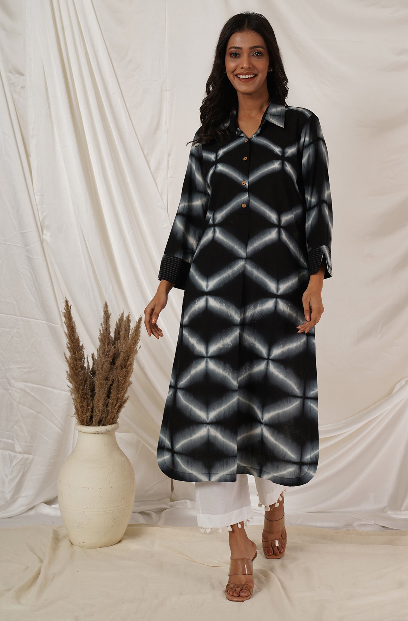 Black & White Clamp Dye Kurta