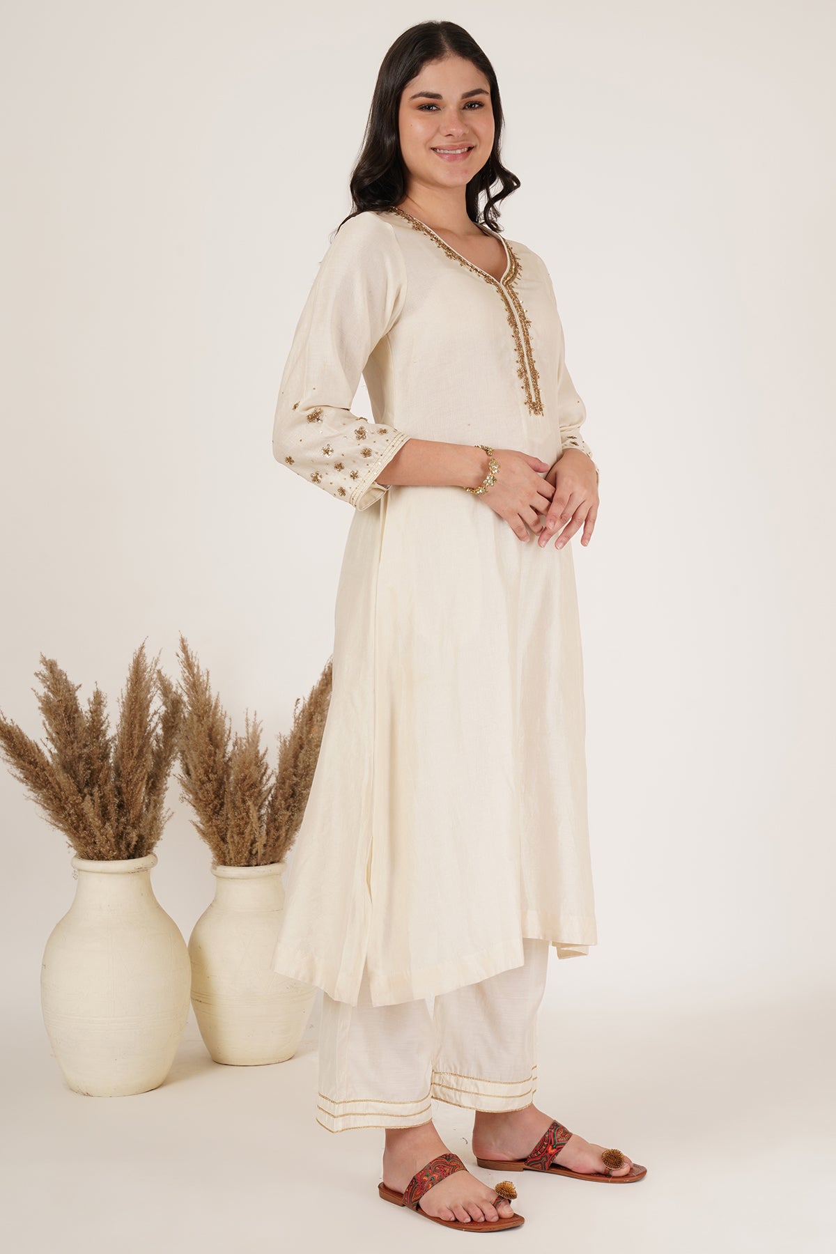 Off white chanderi kurta set of 3