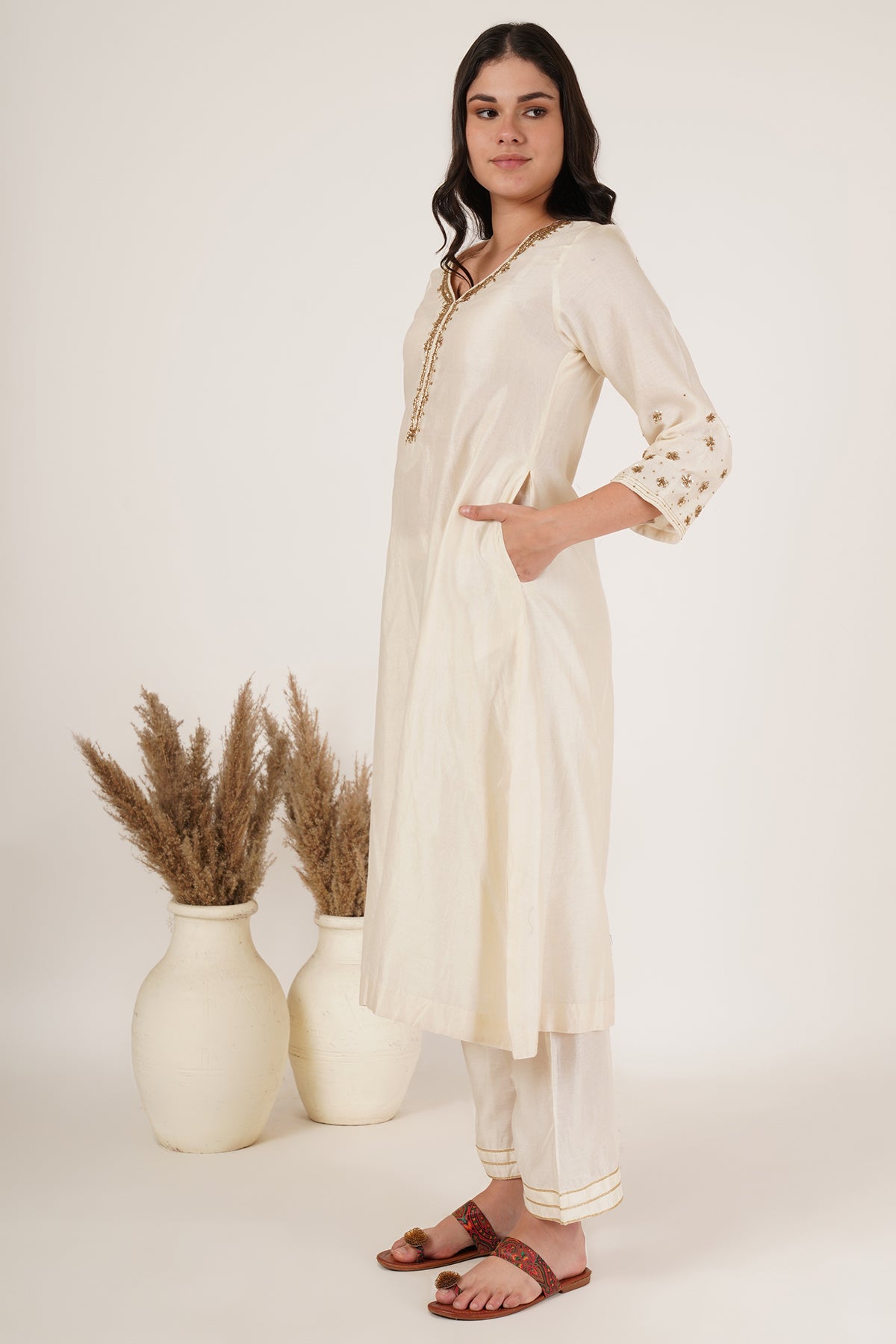 Off white chanderi kurta set of 3