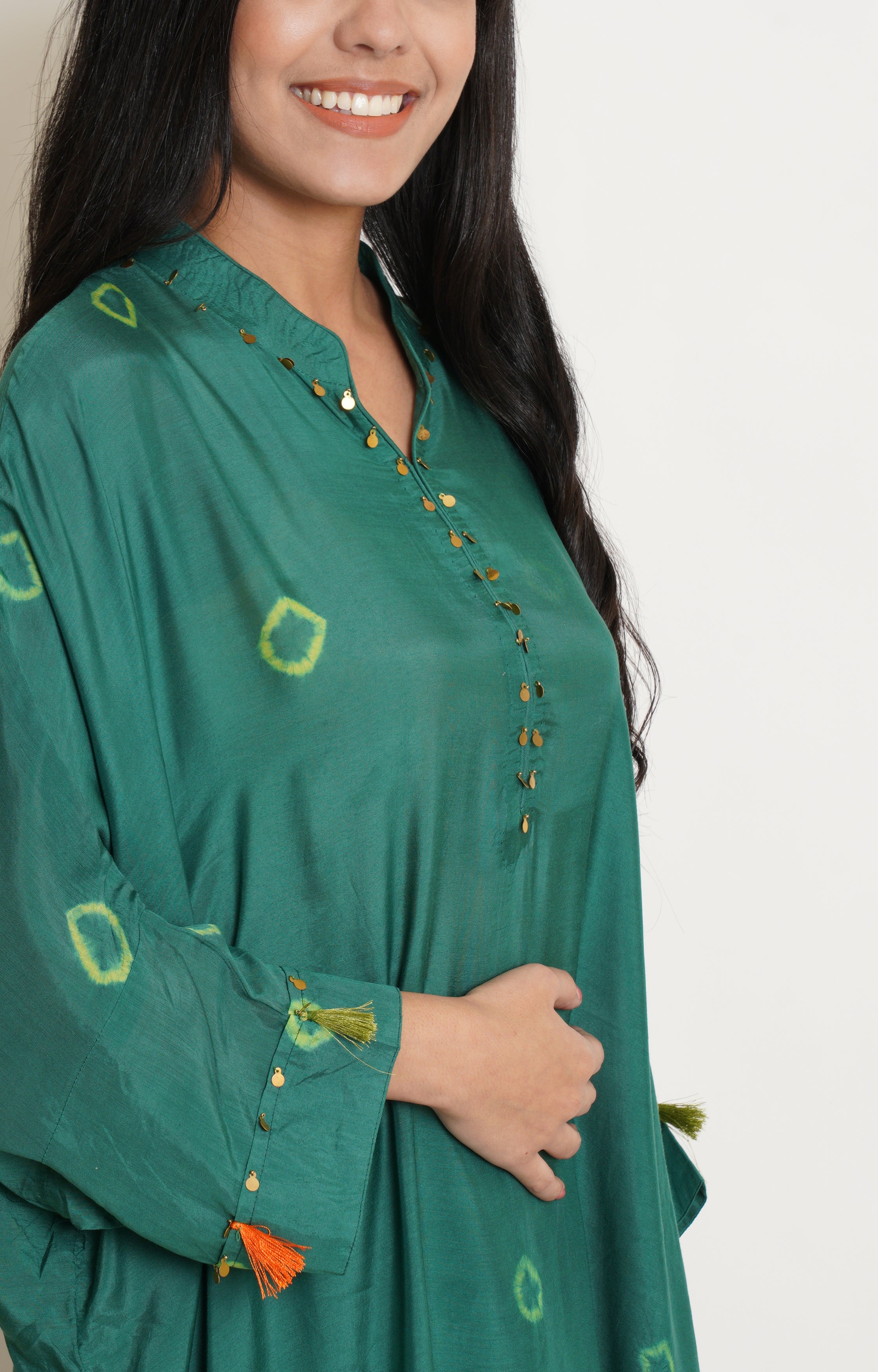 Green Muslin Bandhani Kaftan Set Of 2