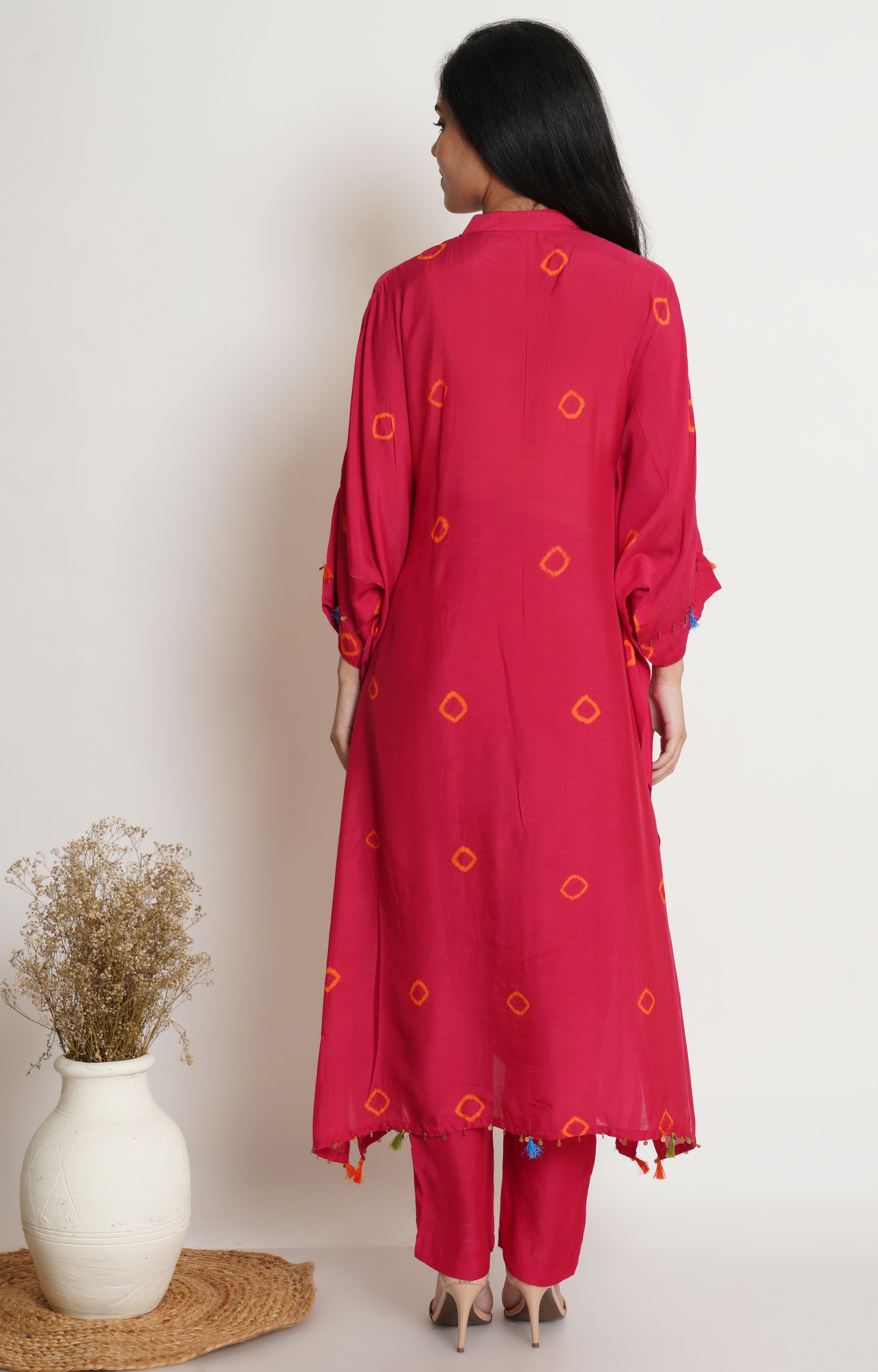 Pink Muslin Bandhani Kaftan Set Of 2