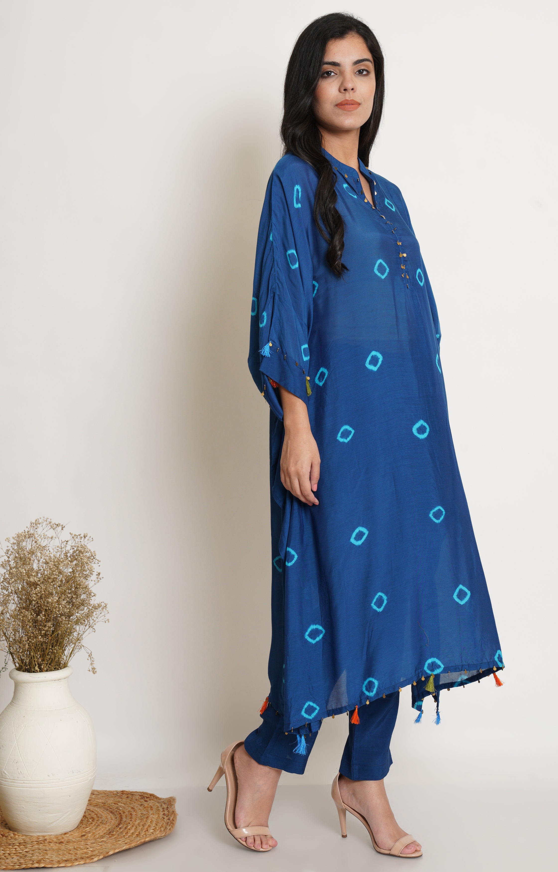 Blue Muslin Bandhani Kaftan Set Of 2