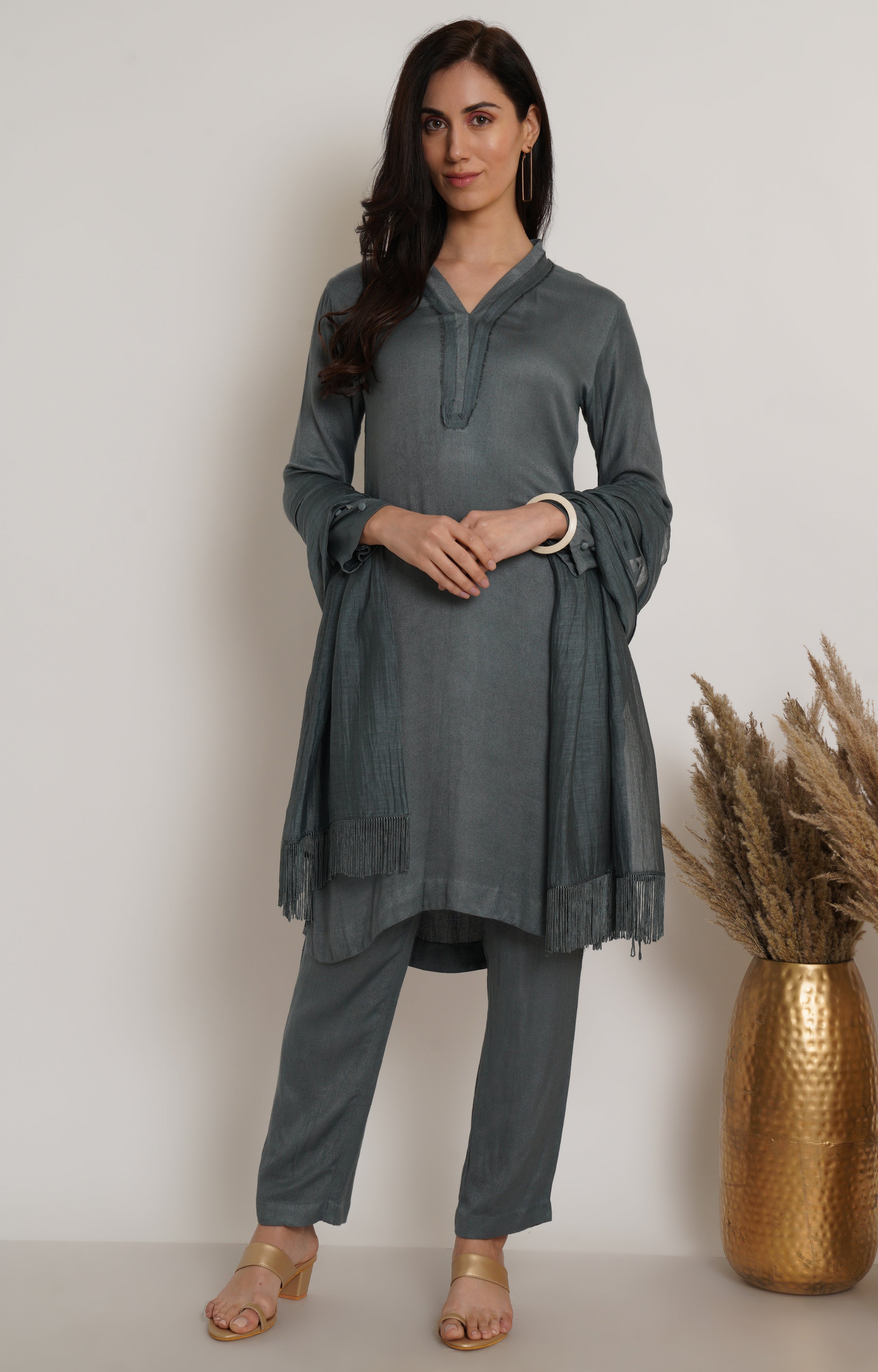 Grey Ruffle Plain Kurta Set Of 2