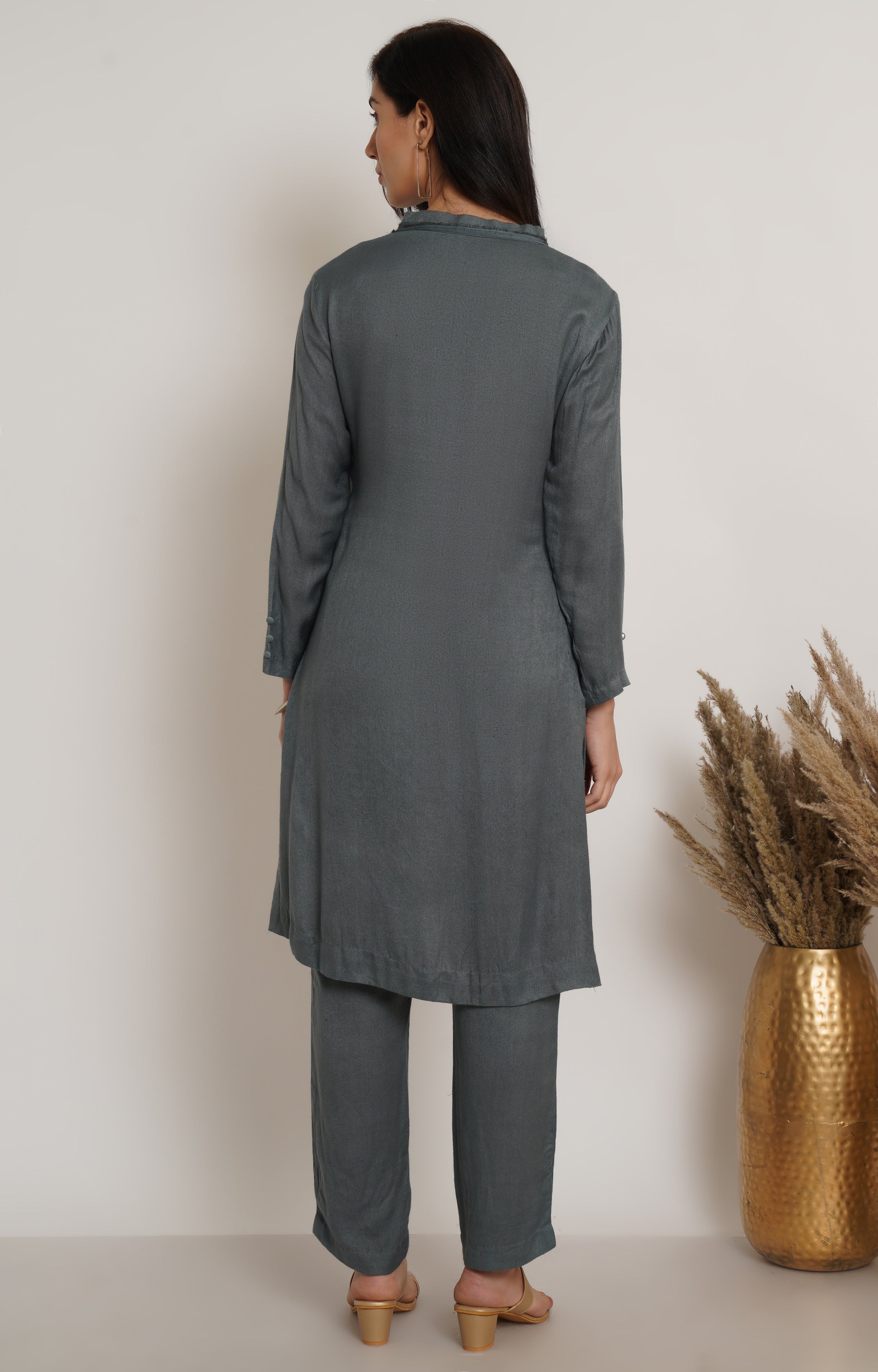 Grey Ruffle Plain Kurta Set Of 2