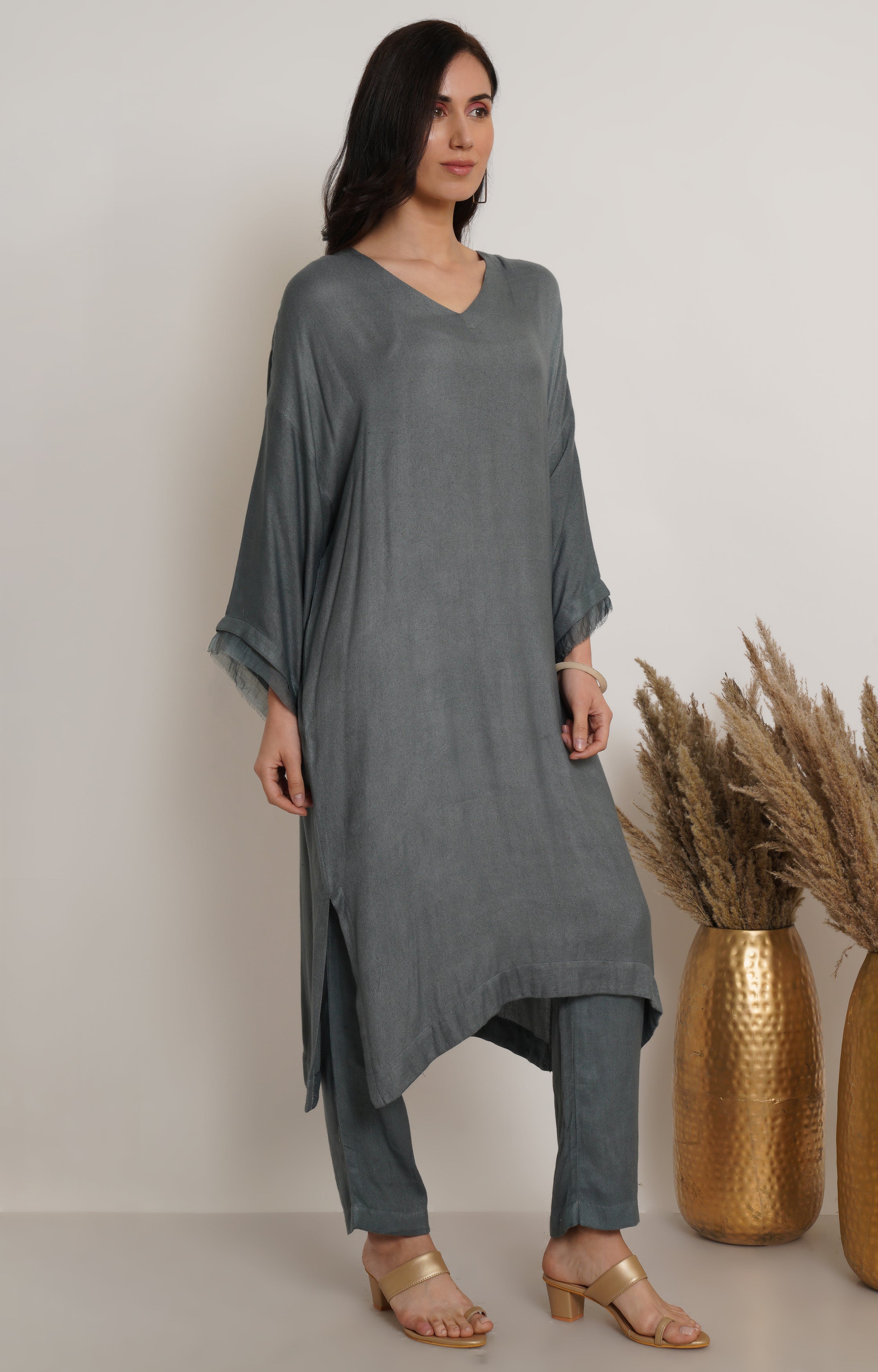 Grey Ruffle Plain Kaftan Set Of 2