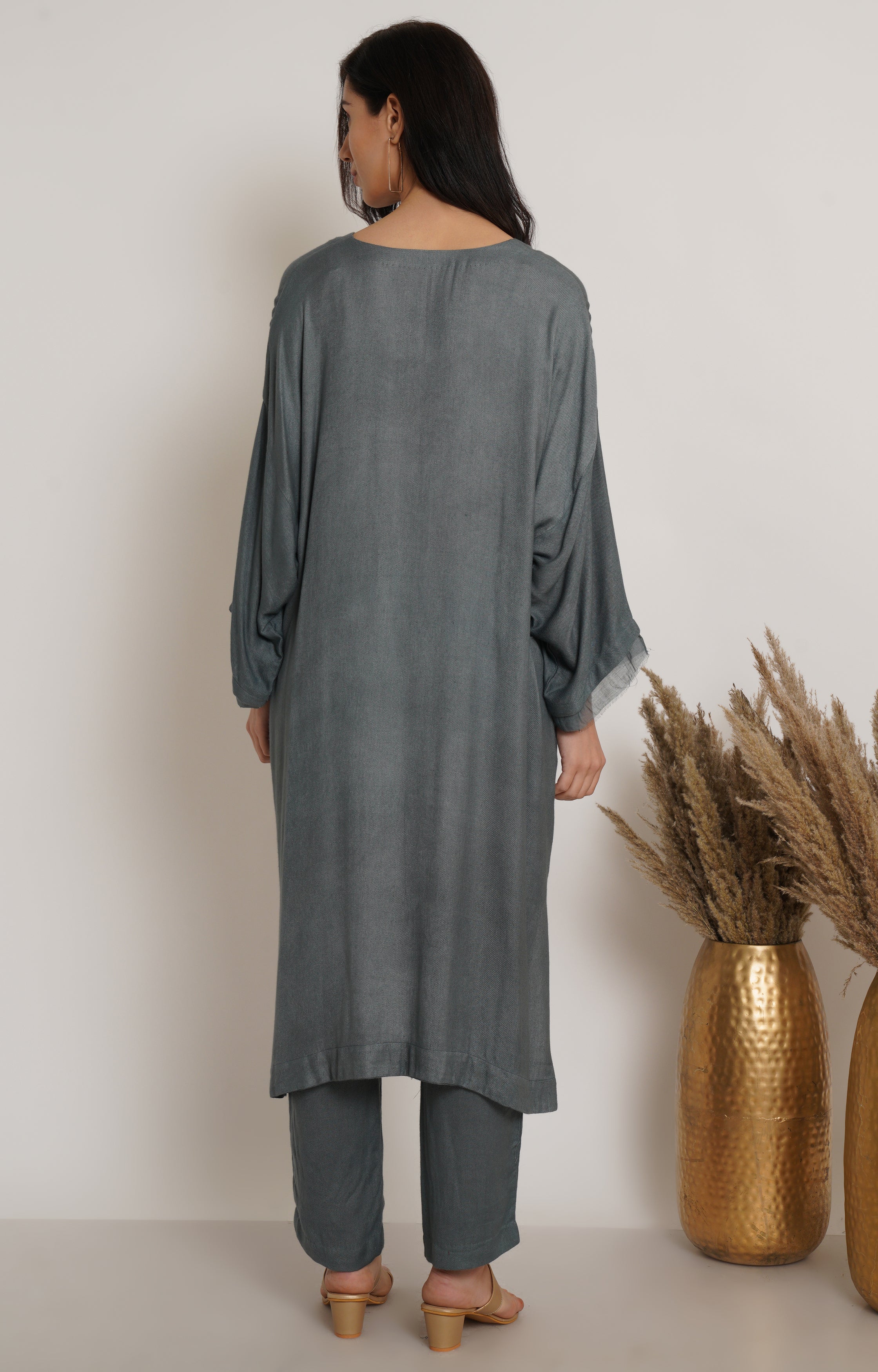 Grey Ruffle Plain Kaftan Set Of 2
