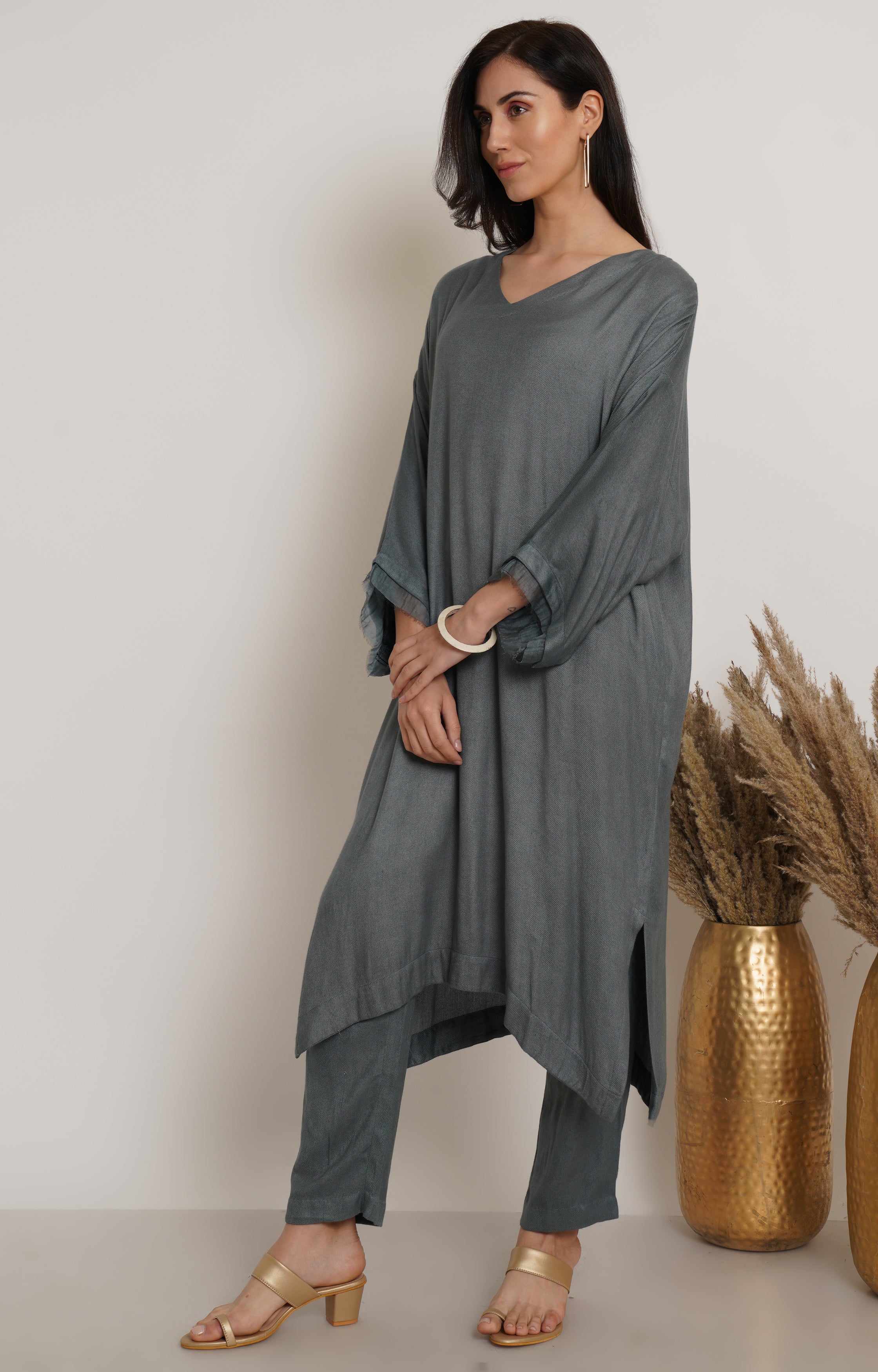 Grey Ruffle Plain Kaftan Set Of 2