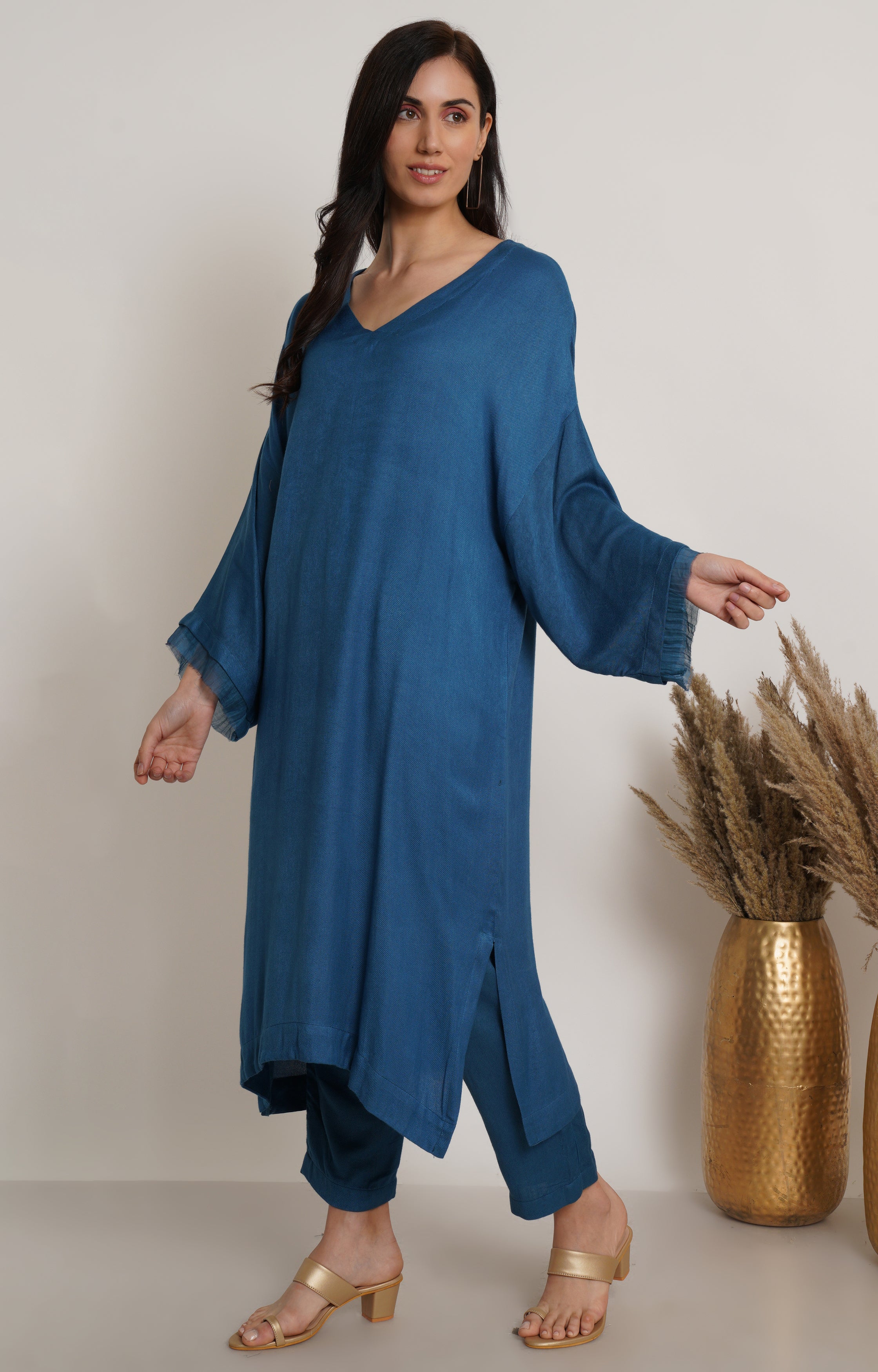 Blue Ruffle Plain Kaftan Set Of 2